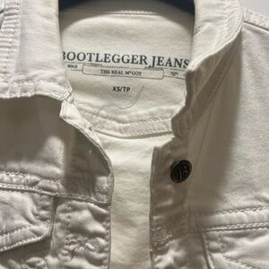 Bootlegger Jeans White Denim Jacket